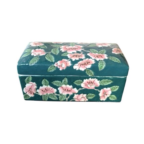 Large Chinese Porcelain Floral Trinket Box - Picture 1 of 5